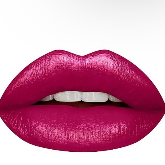 💋 HUDA BEAUTY Demi Matte Lipstick in Passionista - Picture 4 of 12